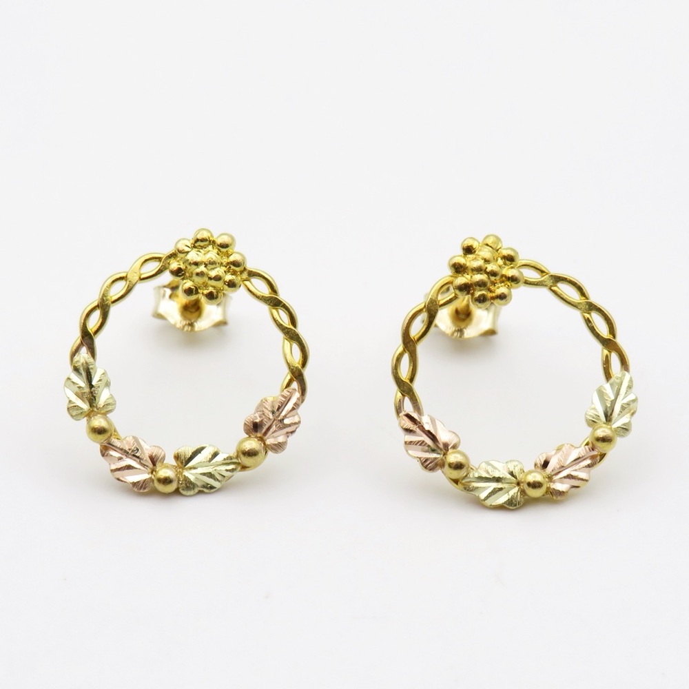 14k Gold Wreath Stud Earrings Tricolor Gold 11.7mm 0.94g